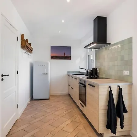 Coastal Bries آودورب