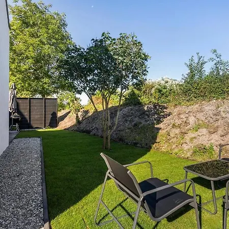 Coastal Bries Tatil Evi