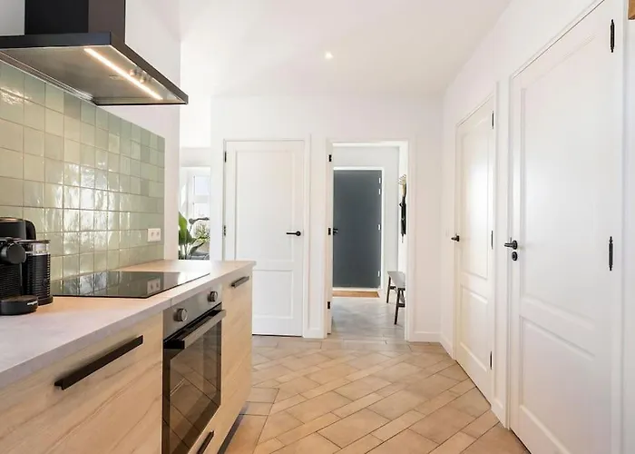 Coastal Bries אאודורפ